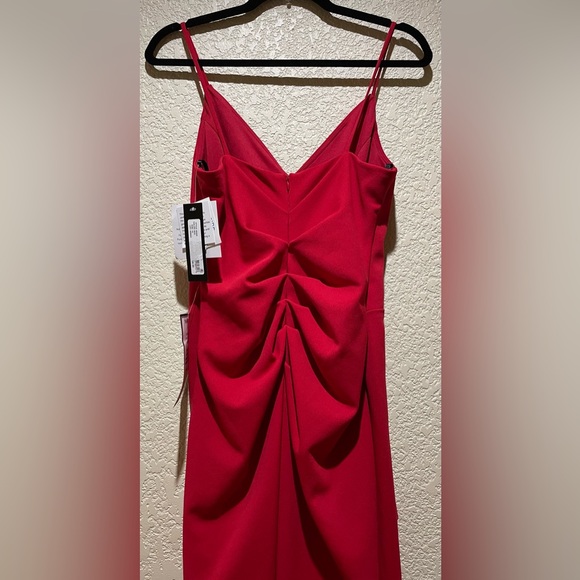 NWT Xscape Ruched Slit Evening Dress Gown in Red Size 10 - Picture 7 of 9